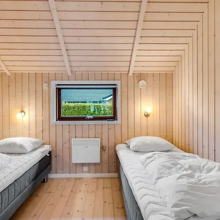 Holiday home Sarah By Interhome